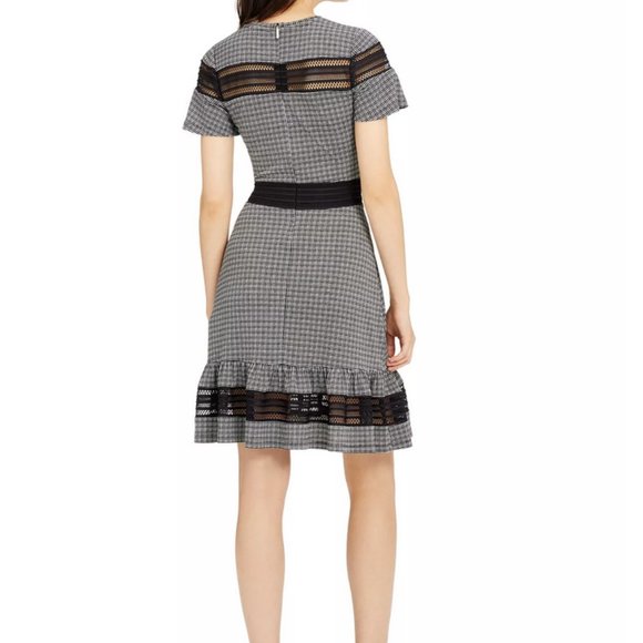 ❤️ MICHAEL Michael Kors Checkered Mesh And Ruffle Dress - Picture 7 of 8